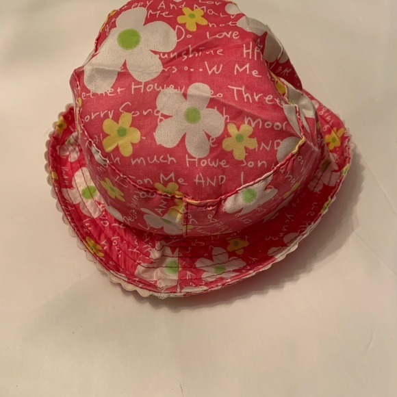 Bucket Hat Floral Design - Picture 2 of 4